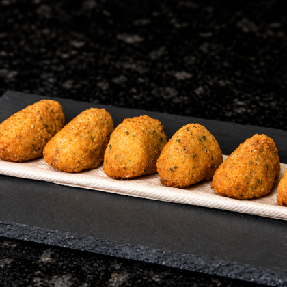 BOLINHO DE BACALHAU