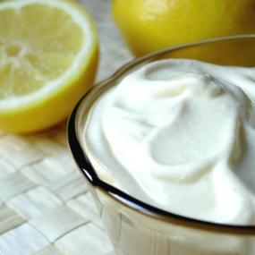 CREME DE LEITE (NATA)